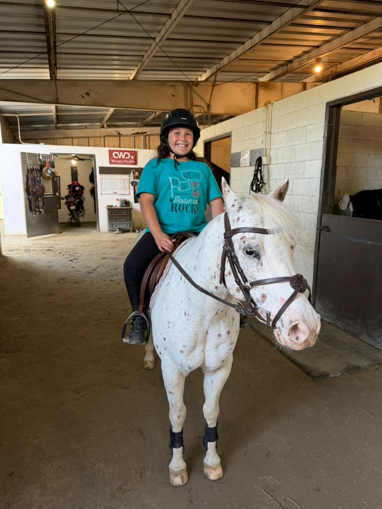Camila Azevedo and her pony